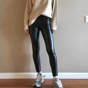 Aritzia Wilfred Daria Ankle Pant